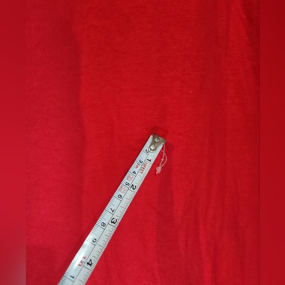 Calgary Flames Red T-Shirt - Picture 5 of 6